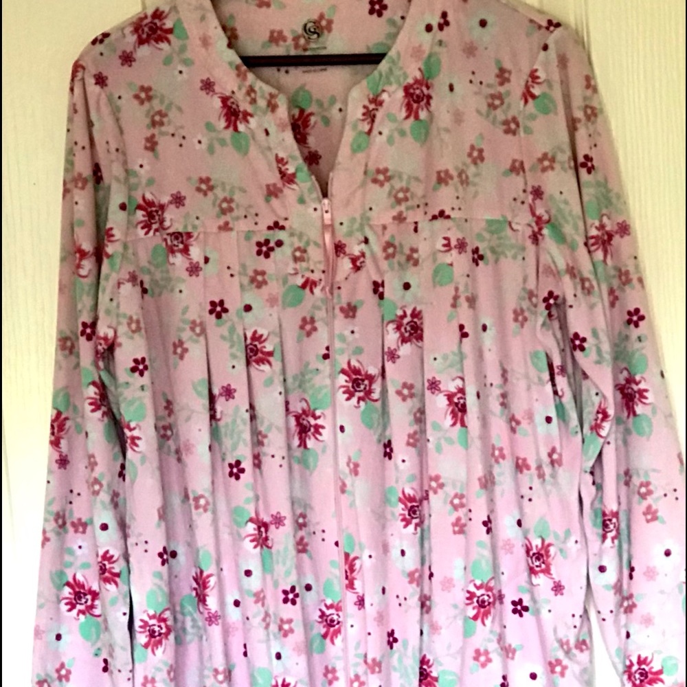 Women’s full-front zip soft and snuggly from SEARS NIGHTGOWN